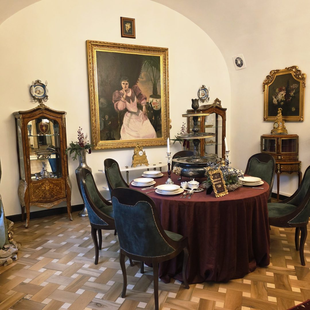 Art. History. Experience. – Rafinamentul Camerei de Black Jack în inima Bucureștiului